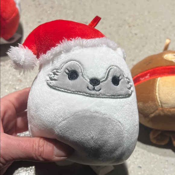 Mini Squishmallows Holiday Set - Red, White, Brown - Picture 7 of 10